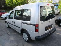 Używany Opel Combo Edition 75 KM (55 kW) 2006 Srebrny Minivan