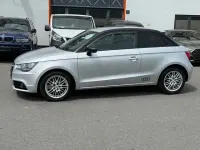 Gebraucht Audi A1 Attraction 86 PS (63 kW) 2012 Silber Kleinwagen