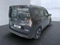 Gebraucht Ford Tourneo Courier Active 125 PS (91 kW) 2025 Obsidianschwarz Van / Kleinbus