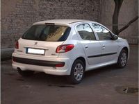 Gebraucht Peugeot 206 60 PS (44 kW) 2009 Weiß Kleinwagen