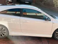 Używany Opel Astra OPC 116 KM (85 kW) 2010 Biały Coupe