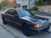 Gebraucht Mercedes 190 75 PS (55 kW) 1991 Violet Limousine