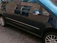 Second-hand VW Sharan 140 CP (102 kW) 2007 Albastru Monovolum