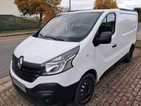 Gebraucht Renault Trafic Basis 95 PS (69 kW) 2019 Weiß Van / Kleinbus