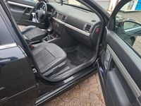Gebraucht Opel Signum 150 PS (110 kW) 2007 Schwarz Kleinwagen