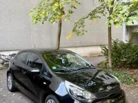 Gebraucht Kia Rio 85 PS (62 kW) 2011 Schwarz Kleinwagen