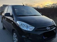Gebraucht Hyundai i10 Edition 69 PS (50 kW) 2012 Schwarz Kleinwagen