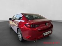Gebraucht Mazda 3 Exclusive-Line 186 PS (136 kW) 2024 Soul red crystal m Limousine