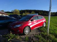 Używany Ford Focus Titanium 150 KM (110 kW) 2012 Czerwony Hatchback