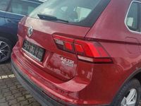 gebraucht VW Tiguan Tiguan2.0 TDI SCR 4Motion (BlueMotion Techn.) DSG