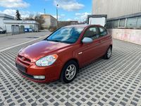 Gebraucht Hyundai Accent 97 PS (71 kW) 2007 Gold Kleinwagen
