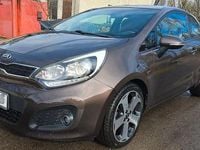 Gebraucht Kia Rio 90 PS (66 kW) 2013 Braun Limousine