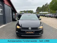 Używany VW Polo Trendline 75 KM (55 kW) 2018 Czarny Hatchback