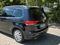 Gebraucht VW Touran Highline 150 PS (110 kW) 2017 Schwarz Van / Kleinbus