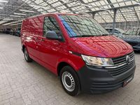 Gebraucht VW T6.1 110 PS (80 kW) 2020 Rot Van