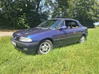 Gebraucht Opel Astra Cabriolet Edition 71 PS (52 kW) 1995 Blau Cabrio