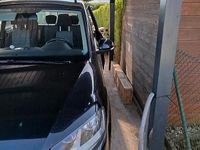 Second-hand VW Sharan 140 CP (102 kW) 2011 Negru Monovolum