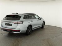 Gebraucht VW Passat R-line 193 PS (141 kW) 2026 Oyster silver metallic Kombi