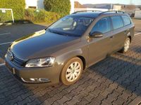 gebraucht VW Passat Variant 1.6 TDI BlueMotion,Navi, Panoramaschiebed.,AHK