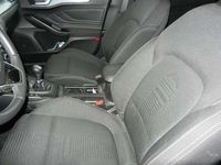 Gebraucht Ford Focus Active X 125 PS (91 kW) 2020 Grau Kombi
