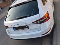 Gebraucht Skoda Superb Style 200 PS (147 kW) 2023 Weiß Kombi