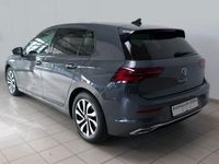 Gebraucht VW Golf VIII Active 150 PS (110 kW) 2022 Delfingrau metallic Limousine