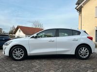 gebraucht Ford Focus Lim AUT SPUR TOT NAVI