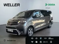 Gebraucht Toyota Proace Verso Comfort 144 PS (105 kW) 2023 Grau Kombi