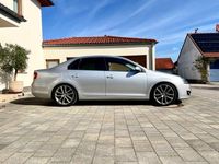 Gebraucht VW Jetta Highline 200 PS (147 kW) 2006 Silber Limousine