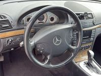 Gebraucht Mercedes E220 Avantgarde 150 PS (110 kW) 2005 Blau Limousine