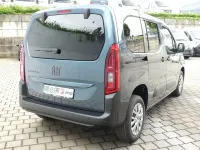 Neu Fiat Doblò Comfort 131 PS (96 kW) 2026 Libeccio blau metallic Van / Kleinbus