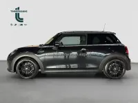 Używany Mini Cooper Classic 136 KM (100 kW) 2023 Czarny Hatchback