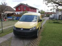 Second-hand VW Caddy Maxi 110 CP (80 kW) 2015 Galben Monovolum