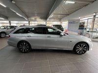 Gebraucht Mercedes E300 Avantgarde 306 PS (225 kW) 2019 Iridiumsilber Kombi
