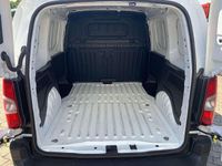 Gebraucht Toyota Proace 75 PS (55 kW) 2021 Schaumweiß Van / Kleinbus