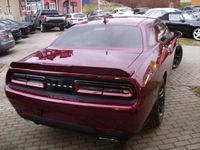 Gebraucht Dodge Challenger 309 PS (227 kW) 2017 Rot metallic Coupé