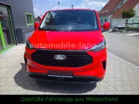 Gebraucht Ford Tourneo Custom 136 PS (100 kW) 2025 Rot (race red) Van