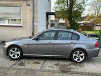 gebraucht BMW 318 D LCI