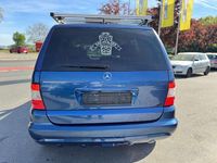 Gebraucht Mercedes ML320 218 PS (160 kW) 2001 Blau SUV