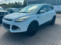 Gebraucht Ford Kuga 163 PS (119 kW) 2013 Weiß SUV