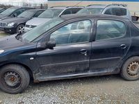 Gebraucht Peugeot 206+ 82 PS (60 kW) 2010 Schwarz Kleinwagen