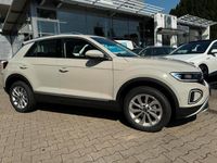 Gebraucht VW T-Roc 150 PS (110 kW) 2024 Beige SUV