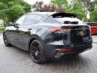 Gebraucht Maserati Levante 581 PS (427 kW) 2022 Schwarz (metallic) SUV