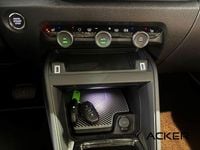 Neu Citroën C4 145 PS (106 kW) 2026 Grau SUV