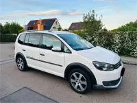 Gebraucht VW Touran Cross 140 PS (102 kW) 2012 Weiß Van / Kleinbus