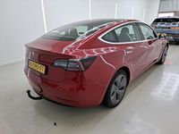 Gebraucht Tesla Model 3 Standard Range 225 kW (306 PS) 2020 Rot Limousine