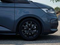 Neu VW Multivan Life 150 PS (110 kW) 2026 Blau Van