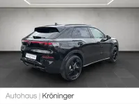 Gebraucht VW T-Roc R-line 150 PS (110 kW) 2026 Grenadillschwarz metallic SUV