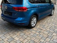 Gebraucht VW Touran Sound 116 PS (85 kW) 2017 Blau Van / Kleinbus