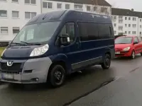 Gebraucht Peugeot Boxer 128 PS (94 kW) 2010 Blau Van